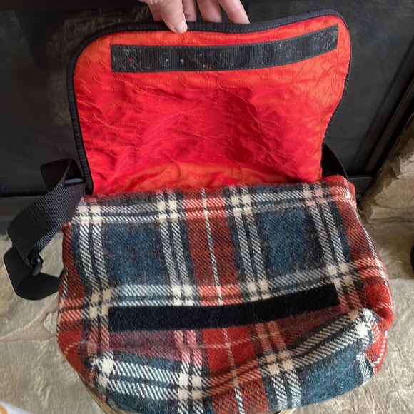 Kate Spade Wool-Plaid bag, navy-orange- cream outside, orange leaf deign inside. - Picture 8 of 13